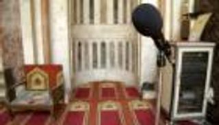 واقعة غريبة في مسجد تمنع إقامة صلاة الجمعة