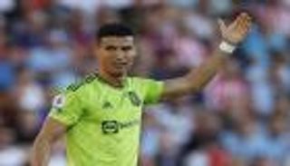 الالتزام أو الطرد.. مانشستر يونايتد يفكر في فسخ عقد كريستيانو رونالدو