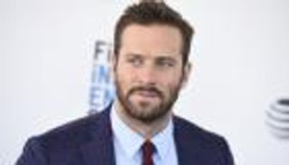 "آل هامر".. وثائقي يرصد جرائم عنف واغتصاب وأكل لحوم بشر