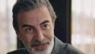 وفاة فنان تركي في ظروف غامضة.. سقط من الشرفة