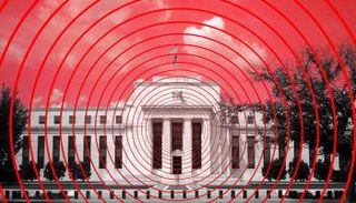 الاحتياطي الفيدرالي الأمريكي وتشديد السياسة النقدية