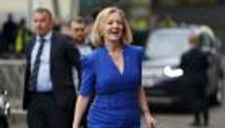 رئاسة حكومة بريطانيا.. استطلاع يرجح كفة "تراس"