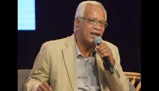 الدكتور أحمد محمود عيسى - أرشيفية