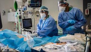 ميض بكورونا يعاني من فرط التخثر في العناية المركزة - تعبيرية