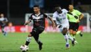بين الإصابة والإيقاف.. الجزائري عمورة يثير الجدل في الدوري السويسري