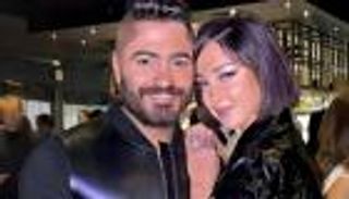 5 نساء في حياة تامر حسني.. زينة تنهار وجليلة مصدومة