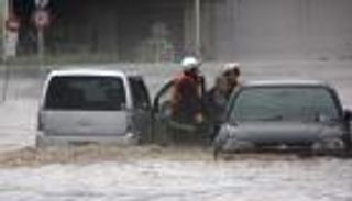 أمطار اليابان تتواصل.. تحذيرات من فيضانات وانهيارات طينية