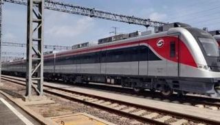 القطار الكهربائي الخفيف