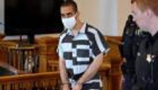 "مفاجأة النجاة".. تفاصيل جديدة يرويها طاعن سلمان رشدي