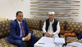 عقيلة صالح وعبدالهادي الحويج خلال لقاء سابق