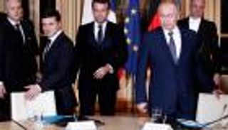 مصادر روسية: بوتين لا يمانع لقاء زيلينسكي