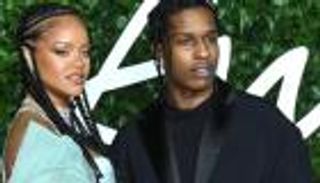 إخلاء سبيل خطيب المغنية ريهانا في قضية خطيرة