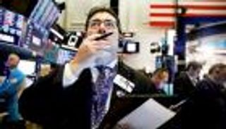 3 أشخاص حولتهم الأزمة المالية العالمية إلى مليارديرات.. من هم؟