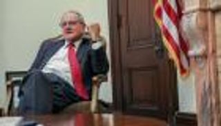 السيناتور جيم ريش: ابتزاز طهران لواشنطن فشل لسياسة بايدن