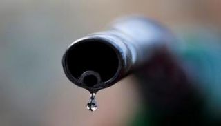 غلاء الوقود يزيد الوفيات المرتبطة بالبرد