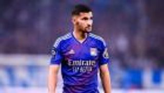 شرط غريب يقطع طريق عوار نحو بطل أوروبا الأسبق