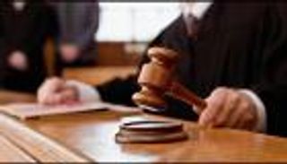 حكم قضائي بإعدام طالب مصري قتل مدرسة مسنة لسرقتها