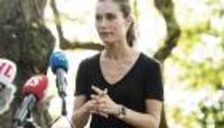 رقصة الفنلنديات تغزو وسائل التواصل.. وروسيا متهمة