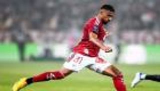 صنع هدفين.. يوسف بلايلي يقود بريست لأول فوز بالدوري الفرنسي