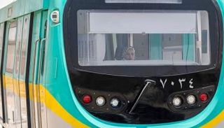 سيدة تقود مترو الأنفاق في مصر