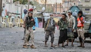 عناصر من مليشيات الإخوان في تعز اليمنية - أرشيفية