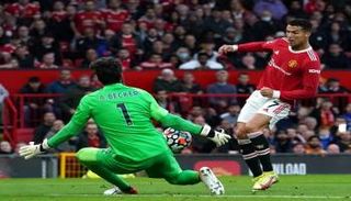 كريستيانو رونالدو ضد ليفربول