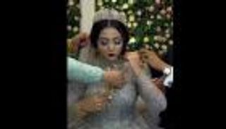 10 أساور و4 خواتم.. عروس تثير ضجة في مصر (صور)