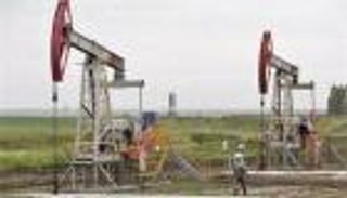 أسواق النفط تعمّق خسائرها.. برنت يهبط إلى 92.50 دولار للبرميل