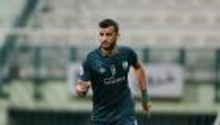 بعد رحيل عمر السومة.. من هم أقدم الأجانب في الدوري السعودي؟