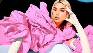 مغنية البوب دوا ليبا