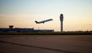 رحلات الطيران - أرشيفية