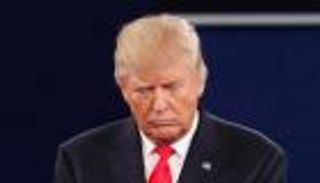 استطلاع: أغلبية الأمريكيين يؤيدون استمرار التحقيقات مع ترامب