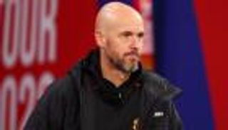 صفقات مانشستر يونايتد.. هداف الفريق الأسبق يهدد حلم تين هاج