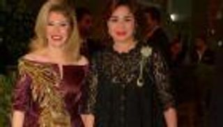 رقص وغناء.. إلهام شاهين وهالة سرحان في رحلة صيد (فيديو)