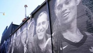 لوحة جدارية للسجناء الأمريكيين بالعاصمة واشنطن