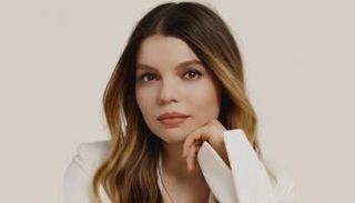 دانييلا بيرسون سيدة أعمال لاتينية