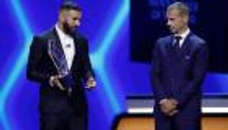 كريم بنزيما أفضل لاعب في أوروبا لعام 2022