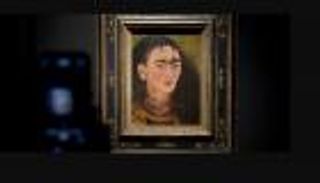 عرض بورتريه فريدا كاهلو.. أغلى لوحة أمريكية لاتينية في التاريخ