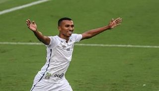 لوكاس براجا 