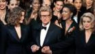 زيارة ماكرون للجزائر.. موعد مع "إيف سان لوران" بوهران