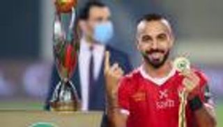 الإعارة مرفوضة.. الأهلي المصري يفتح باب الرحيل أمام "قفشة"