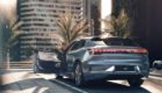 طرح "زيكر".. "جيلي" تلحق بالسباق الكهربائي العالمي