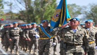 عناصر من الجيش الكازاخاني - أرشيفية