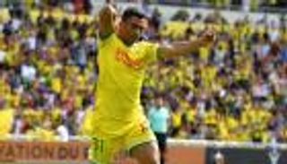 "مقاتل ونشيط وسفاح".. مصطفى محمد يخطف قلب مدرب نانت