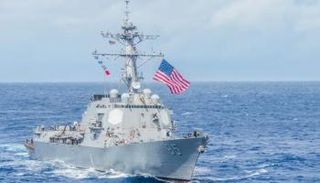 سفينة بحرية أمريكية تعبر مضيق تايوان - أرشيفية