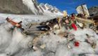 ذوبان جليد الألب يكشف المستور.. طائرة اختفت قبل نصف قرن