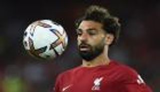 "أشجع ليفربول بسببه".. أسطورة كرة السلة يتغنى بـ"الاستثنائي" محمد صلاح