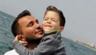 ابن جورج الراسي في فيديو مؤثر: "بابا اشتقتلك قد الكون"