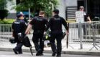 3 قتلى في إطلاق نار عشوائي.. والشرطة الأمريكية تعتقل الجاني