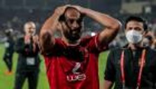 "شكرا يا حاوي".. رسالة الأهلي المصري بعد اعتزال وليد سليمان (فيديو)